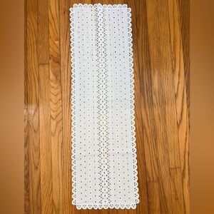 Vintage Eyelet Linen Table Runner
